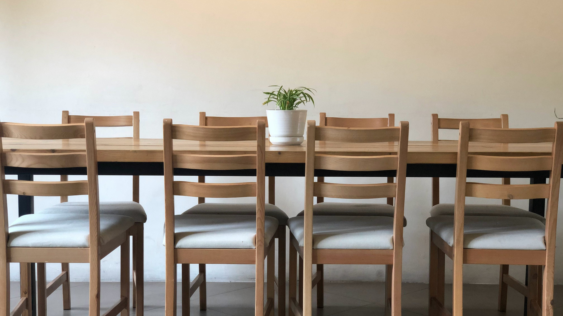Comment choisir la table à manger parfaite pour votre intérieur !