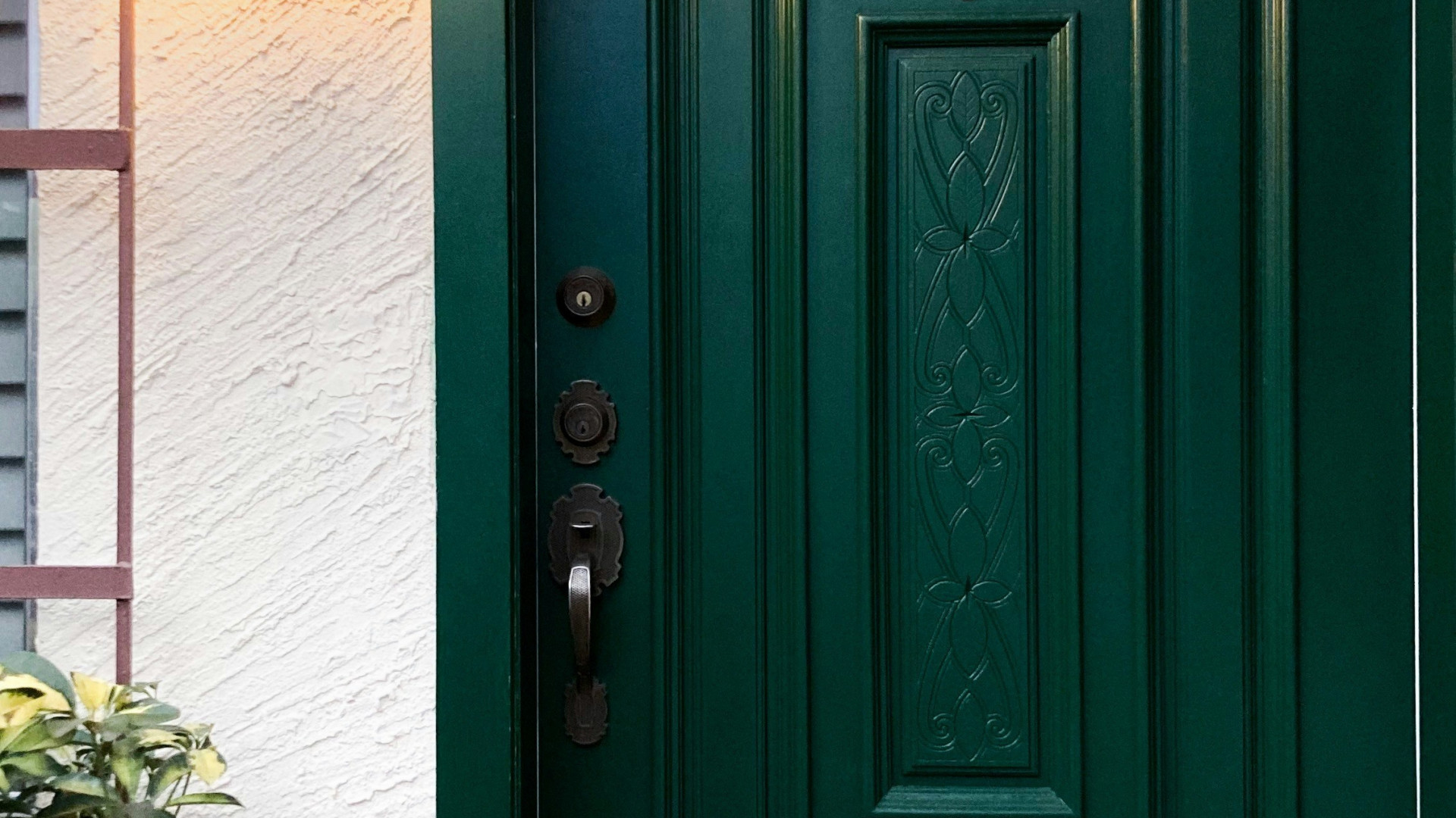 Comment choisir une porte d'entrée adaptée à son style de maison ?